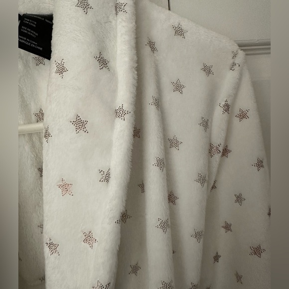 Ladies robe - Picture 2 of 8